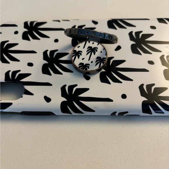 Gently loved BURGA ‘Paraiso’ IPhone XR Tough phone case and Ring/Stand. - Picture 11 of 14